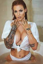 Elena Larrea nude